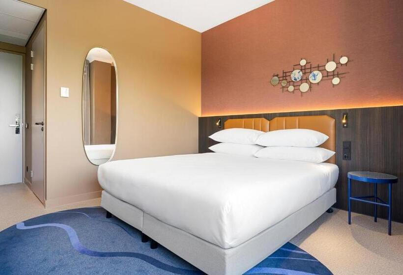 اتاق استاندارد با تخت بزرگ, Corendon Amsterdam Schiphol Airport, a Tribute Portfolio Hotel