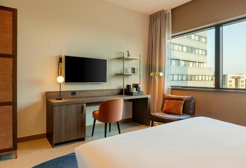 Pokój Standard Łóżko King Size, Corendon Amsterdam Schiphol Airport, a Tribute Portfolio Hotel