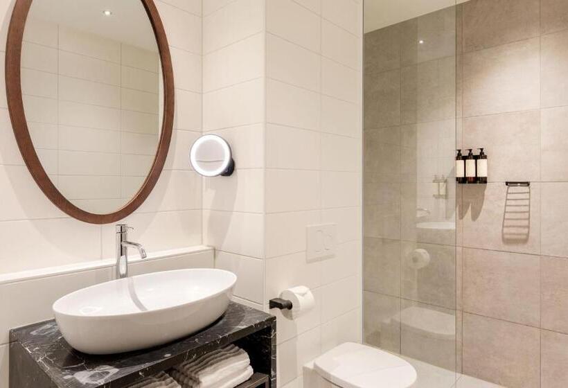 スタンダードトリプルルーム, Corendon Amsterdam Schiphol Airport, a Tribute Portfolio Hotel