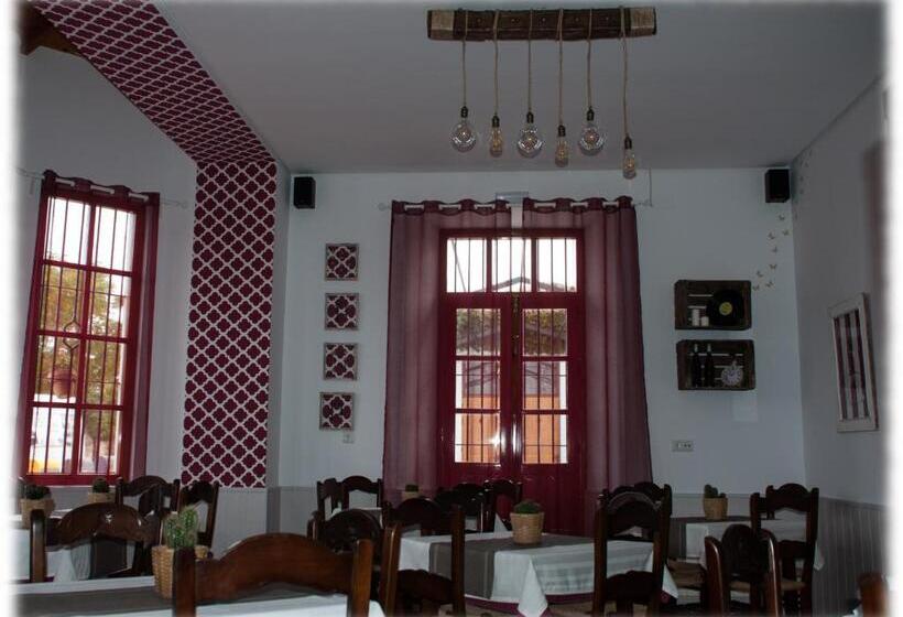 חדר סטנדרט לשלושה, Restaurante Estación Vía Verde