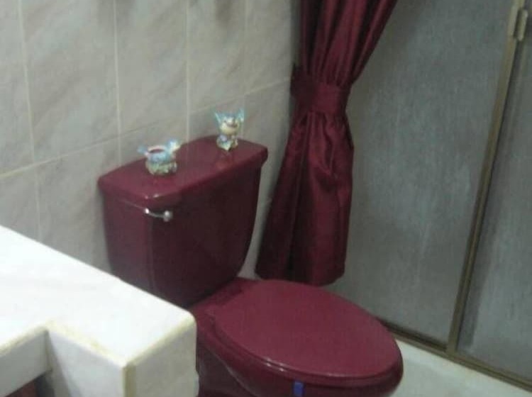 Suite, Kibutz De Rita