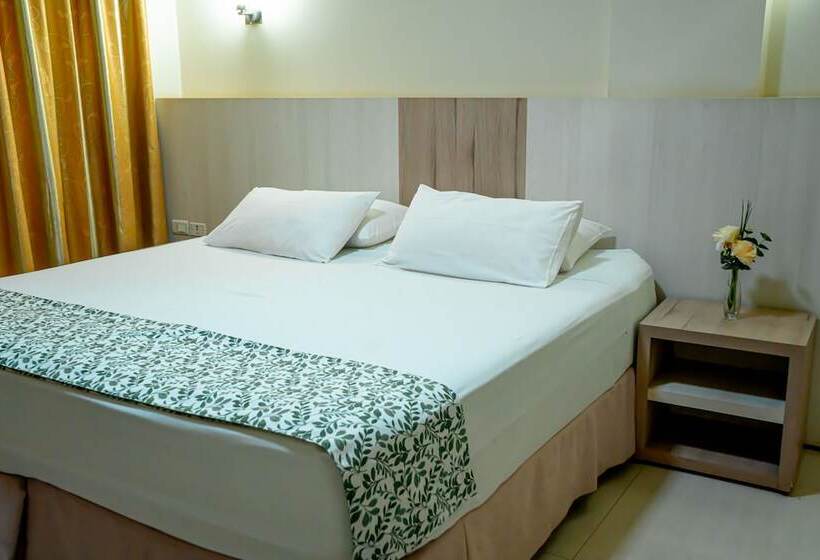 디럭스 룸, Megal Suites