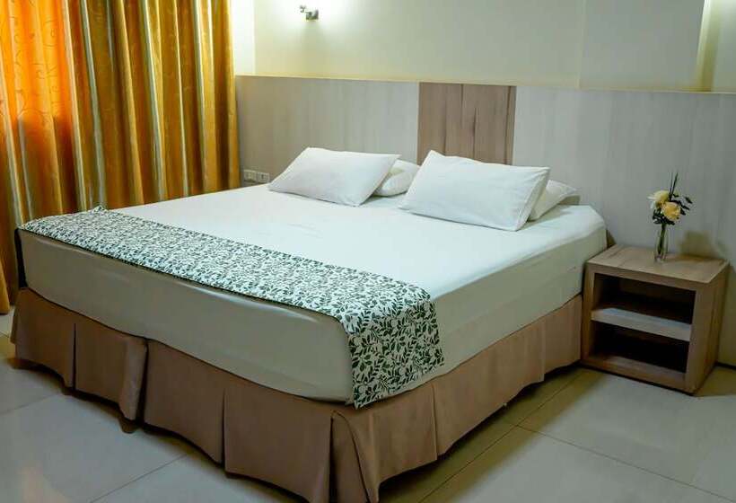 디럭스 룸, Megal Suites