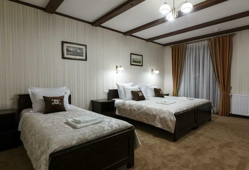 חדר קומפורט לשלושה, Gasthaus & Spa