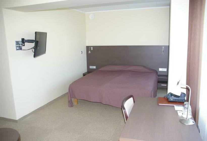 اتاق استاندارد, Tehvandi Hotell