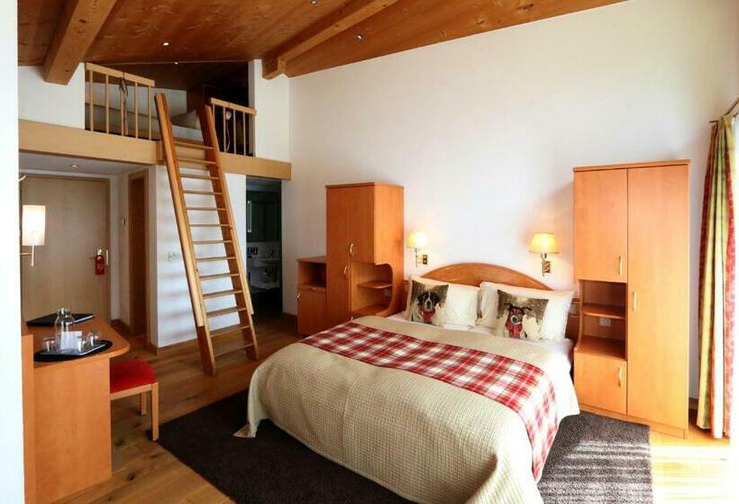 سوییت خانوادگی, Amber Ski In/out Hotel & Spa