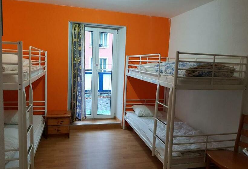 تختخواب در اتاق مشترک, Bellpark Hostel