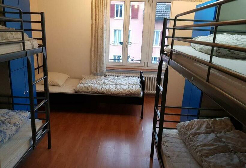 تختخواب در اتاق مشترک, Bellpark Hostel