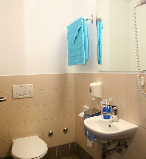 اتاق راحتی, Lugano Savosa Youth Hostel