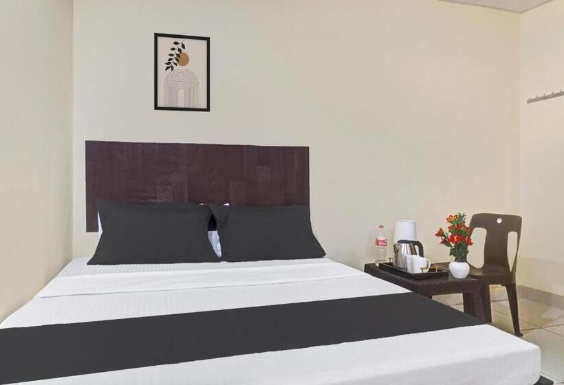 اتاق کلاسیک سه تخته, Oyo Highway Lodge