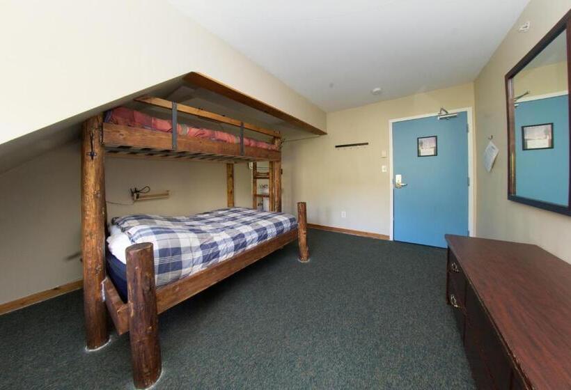 Quarto Familiar Banheiro Compartilhado, Squamish Adventure Inn