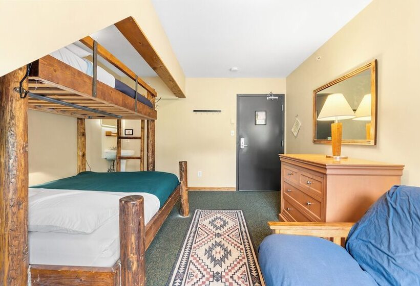 Quarto Familiar Banheiro Compartilhado, Squamish Adventure Inn