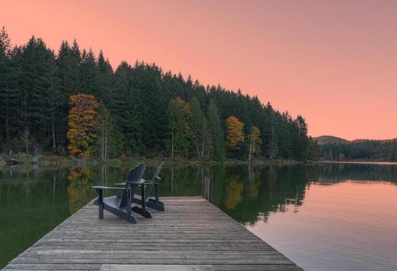 Дом 2 Спальни, Cusheon Lake Resort