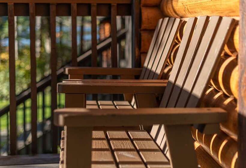 Хижина, Cusheon Lake Resort
