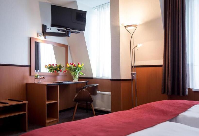 Номер Стандарт, Stadshotel Heerlen