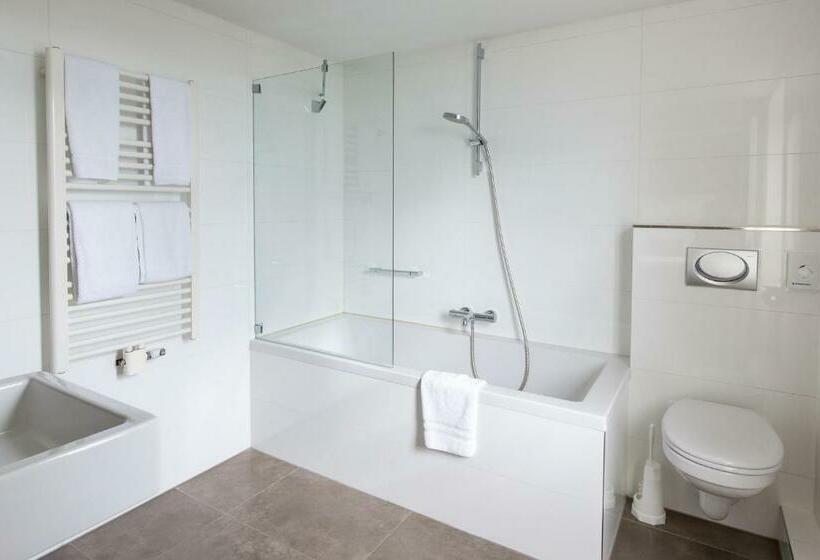 Номер Deluxe, Strandhotel Nassau Bergen