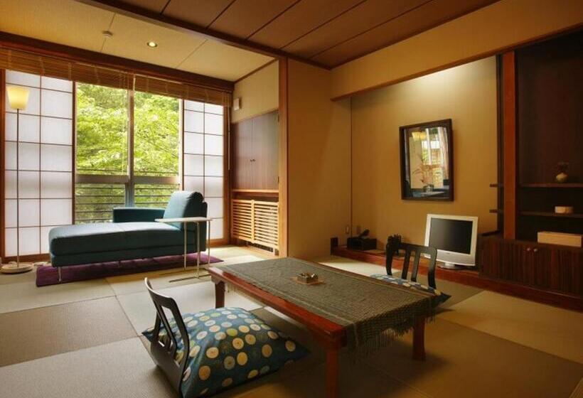 4인용 스탠다드 룸, Yamayuri No Yado
