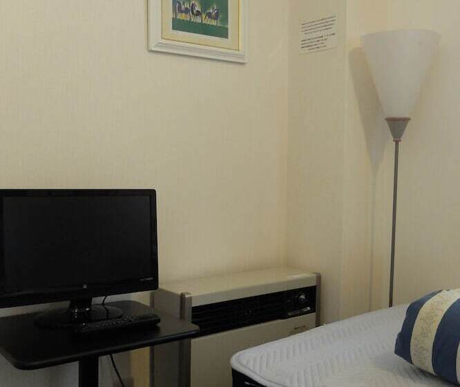标准三人间, K S House Hakuba Alps   Travelers Hostel