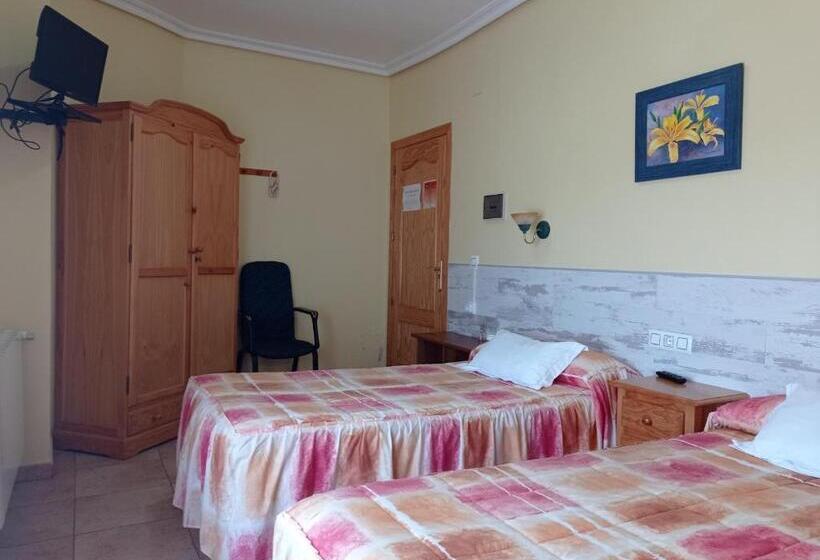 חדר סטנדרט עם נוף, Hostal Almenara