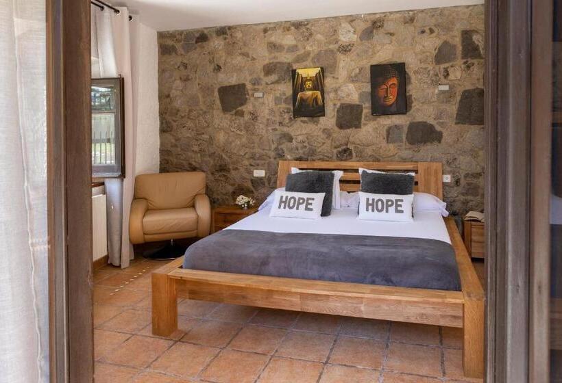 Номер Стандарт с Гидромассажем, Somnis De L´empordà