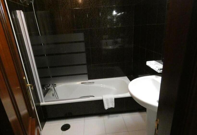 이코노미 룸, Motel Caldas
