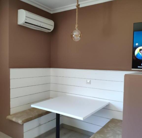 Sviitti Poreallas, Motel Caldas