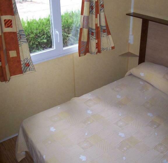 بنجلو قياسى, Camping L'alqueria