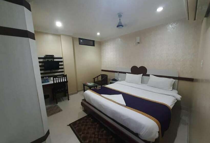 اتاق لوکس, Corporate Inn