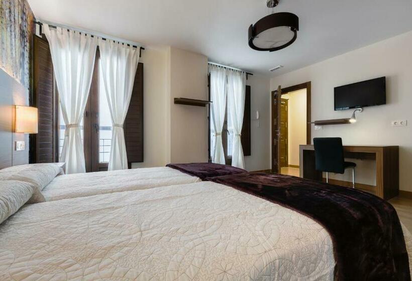 اتاق استاندارد, Hostal Arriola