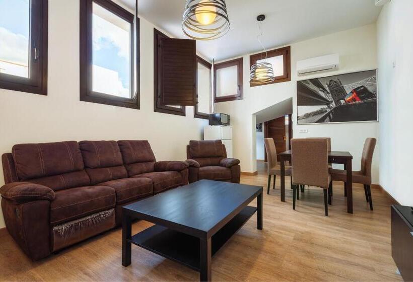 اتاق خانوادگی, Hostal Arriola