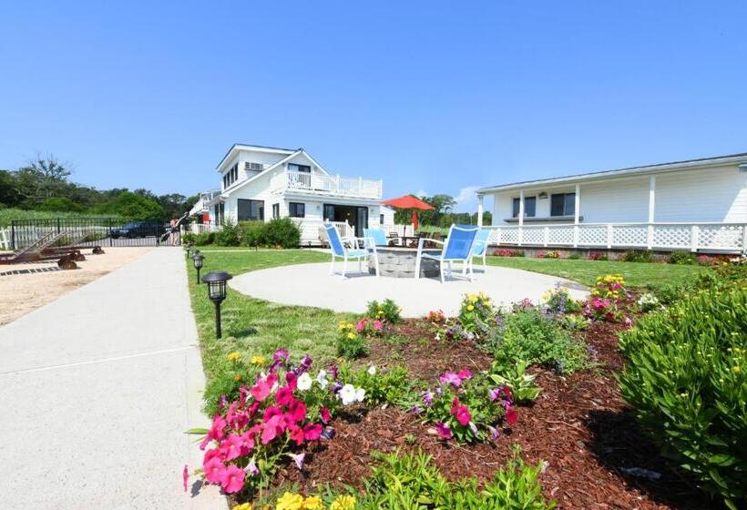 Номер Стандарт с Балконом, Bayview Resort