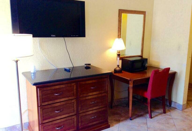 Номер Deluxe, Cadillac Motel