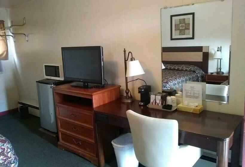 Номер Deluxe, Cortland Motel