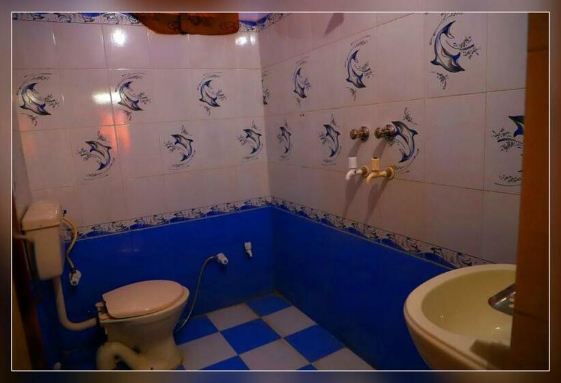 Quarto Estandar, Renuka