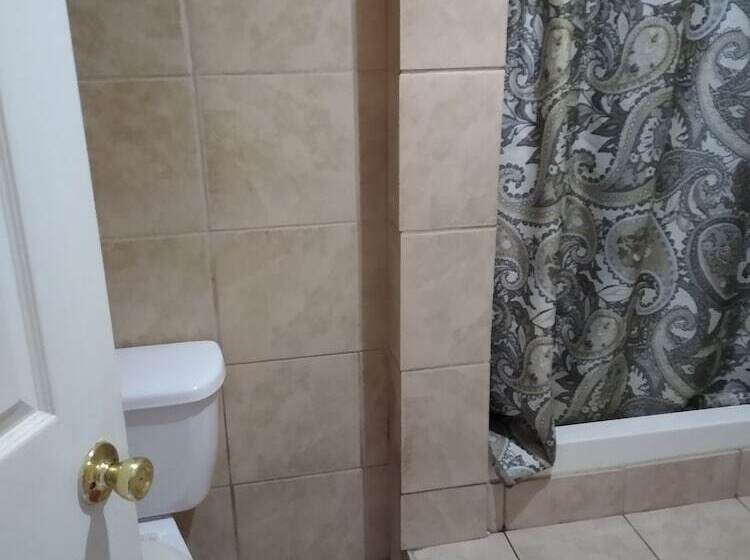 Номер Стандарт 2 Двуспальные Кровати, Clarysville Motel