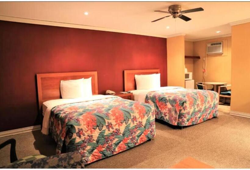 דירת שני חדרים, Esquire Inn