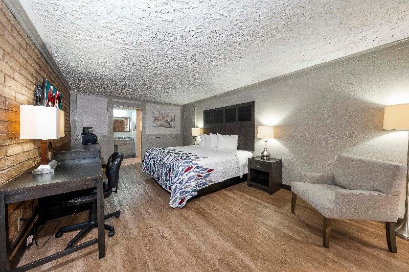 Номер Deluxe Кровать Кинг, Red Roof Inn Monroe