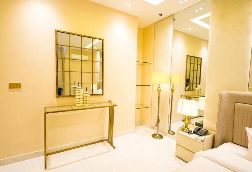 آپارتمان لوکس 1 خوابه, Pavilion Suites   Premium Aparthotel In Bahria Town