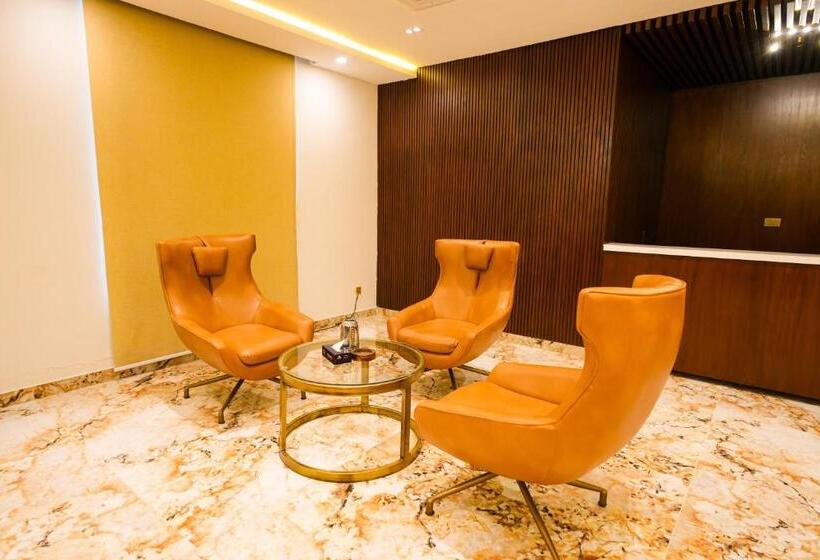 آپارتمان لوکس 1 خوابه, Pavilion Suites   Premium Aparthotel In Bahria Town