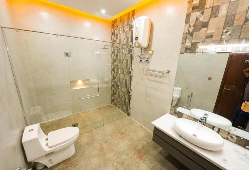 آپارتمان لوکس 1 خوابه, Pavilion Suites   Premium Aparthotel In Bahria Town