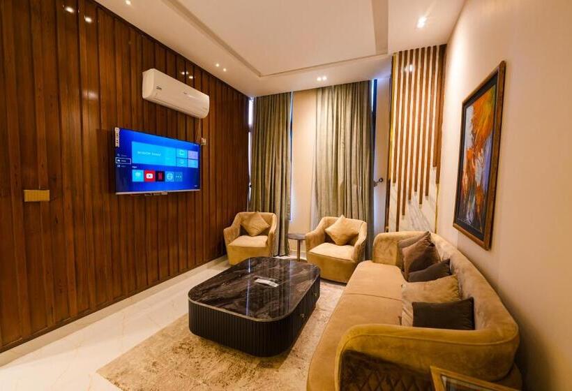 سوییت سوپریور, Pavilion Suites   Premium Aparthotel In Bahria Town