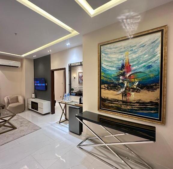 سوییت خانوادگی, Pavilion Suites   Premium Aparthotel In Bahria Town