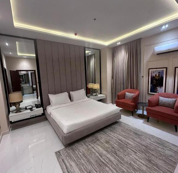 سوییت خانوادگی, Pavilion Suites   Premium Aparthotel In Bahria Town
