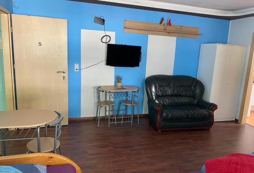 Семейный Номер, Pension Am Bahnhof