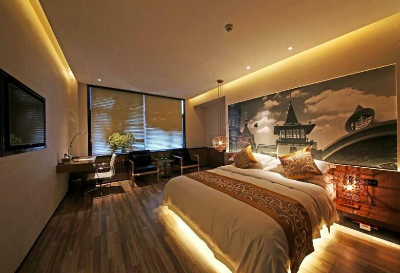 Camera Deluxe, Harbin Kai Rui