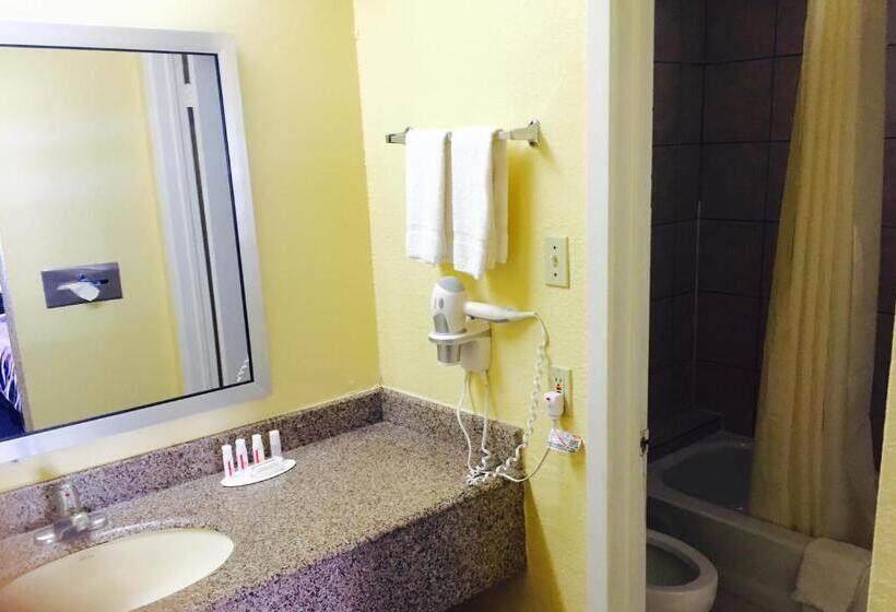 Номер Стандарт, Travelodge By Wyndham New Braunfels