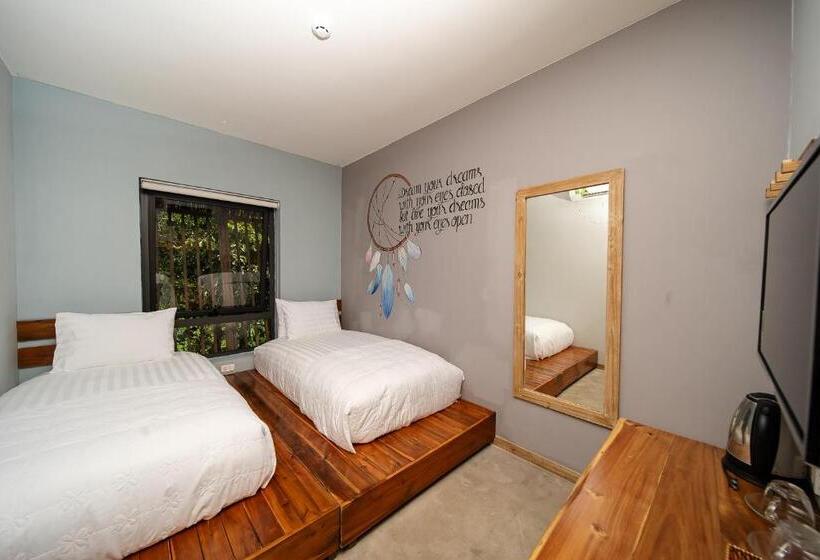 اتاق لوکس, 9station Hostel & Bar Phu Quoc