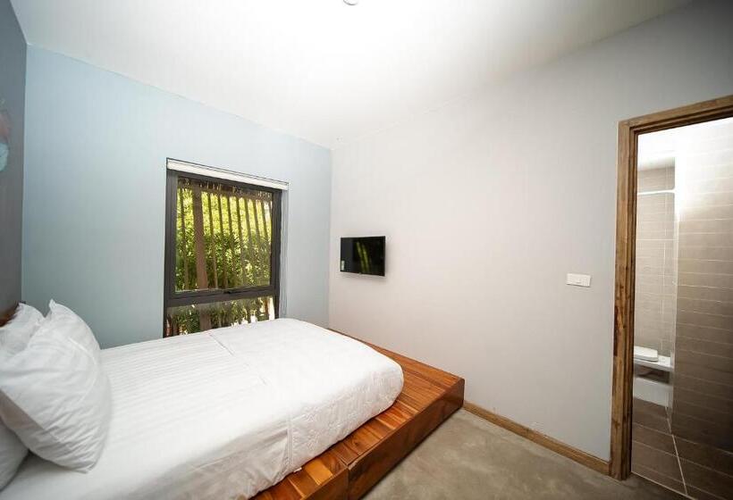 اتاق لوکس, 9station Hostel & Bar Phu Quoc