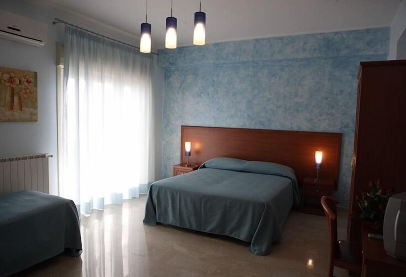 חדר סטנדרט לשלושה, B&b Orchidea