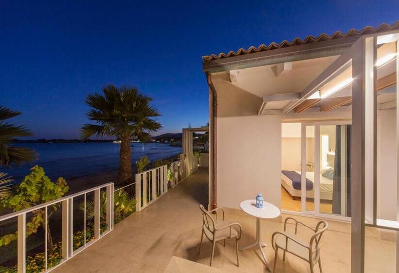 اتاق استاندارد با بالکن و چشم‌انداز دریا, Calapetra Resort